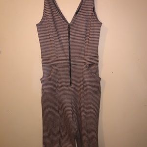 Plaid jumpsuit with pockets!!